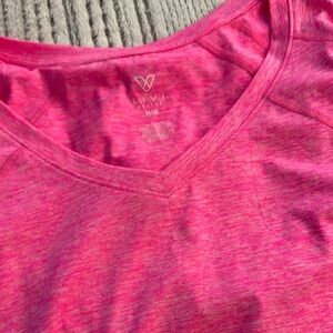 Livi active / lane Bryant - activewear- t shirt. 26/28 . Sport. Athletic